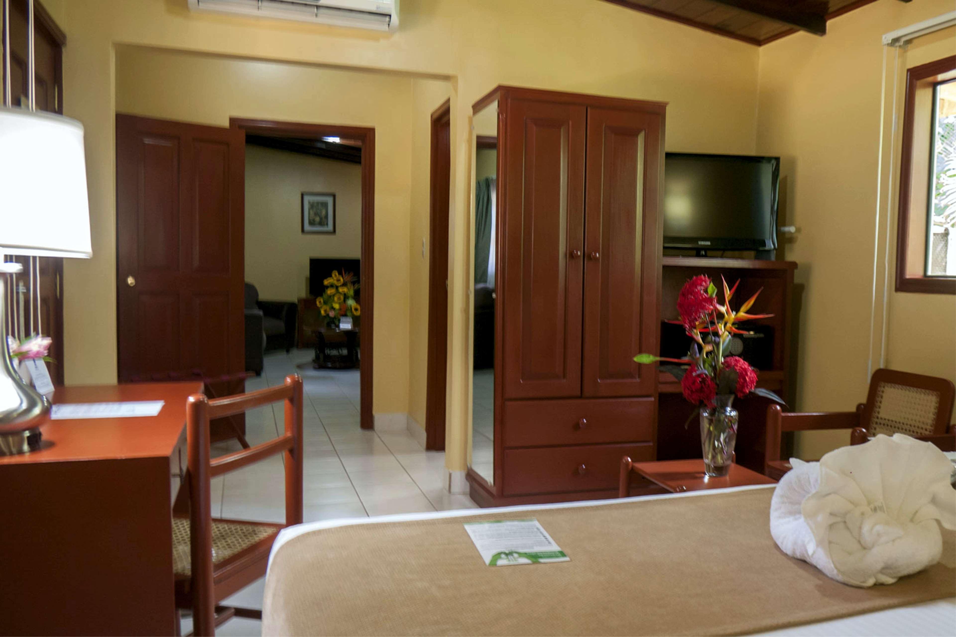 เบสต์ เวสเทิร์น ลาส เมร์เซเดสแอร์พอร์ต Hotel มานากัว ภายนอก รูปภาพ
