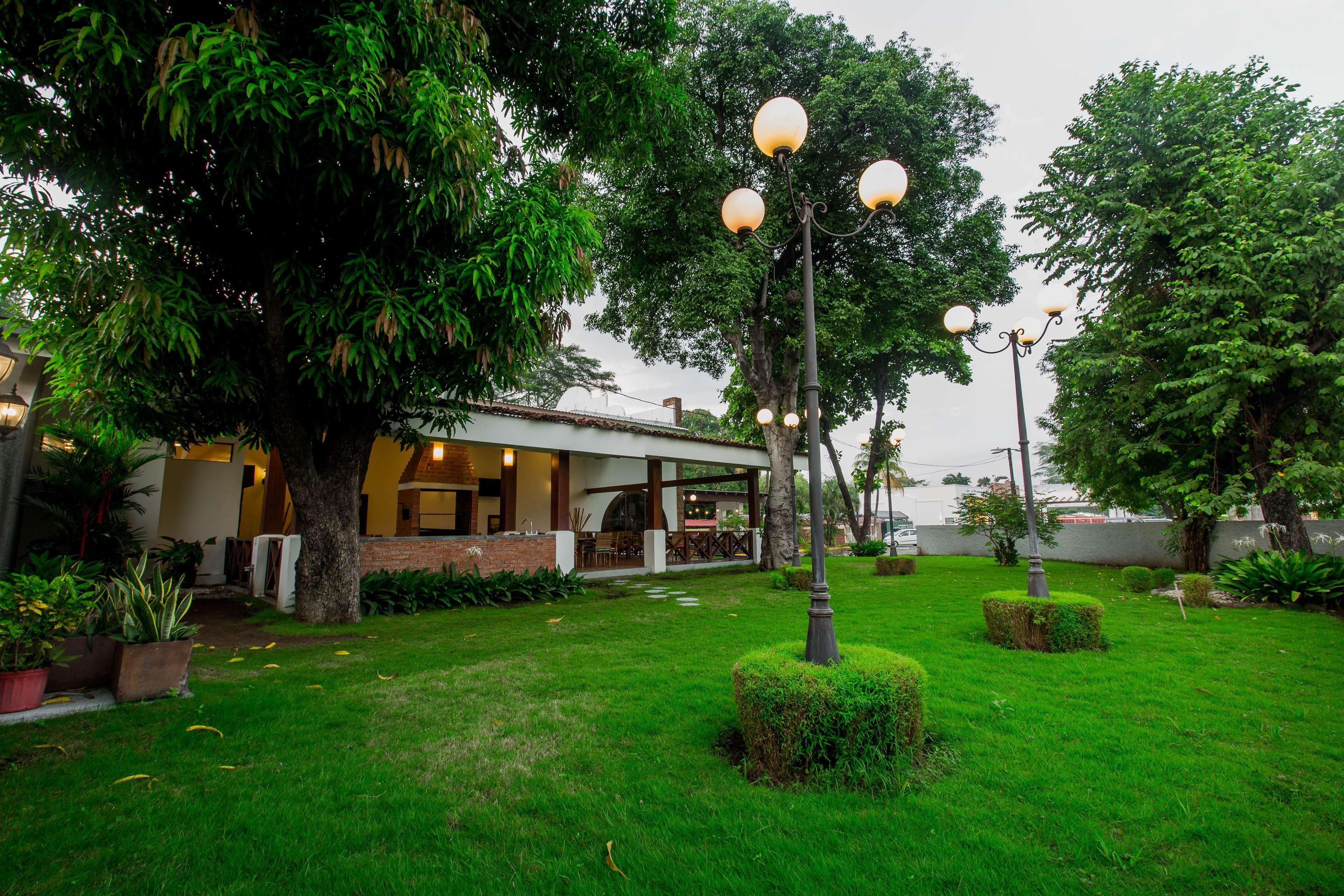 เบสต์ เวสเทิร์น ลาส เมร์เซเดสแอร์พอร์ต Hotel มานากัว ภายนอก รูปภาพ